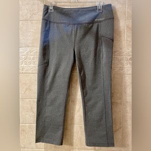 Eddie Bauer women’s capris